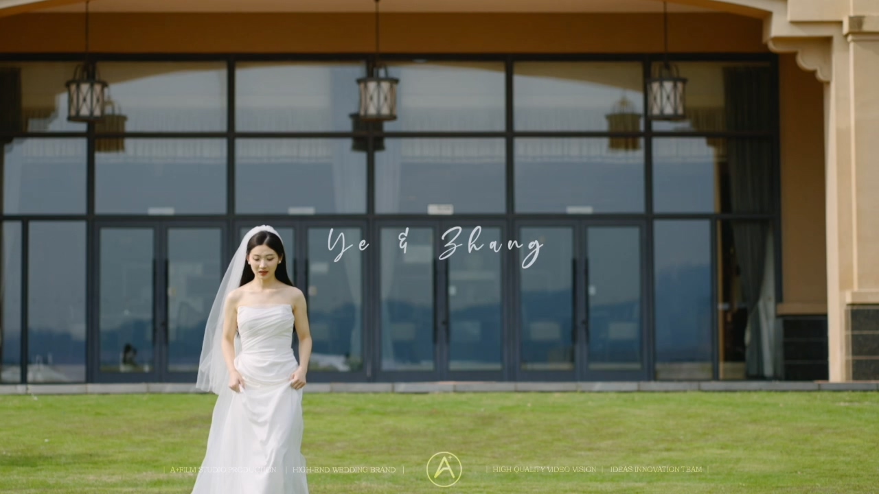 白色系草坪婚礼