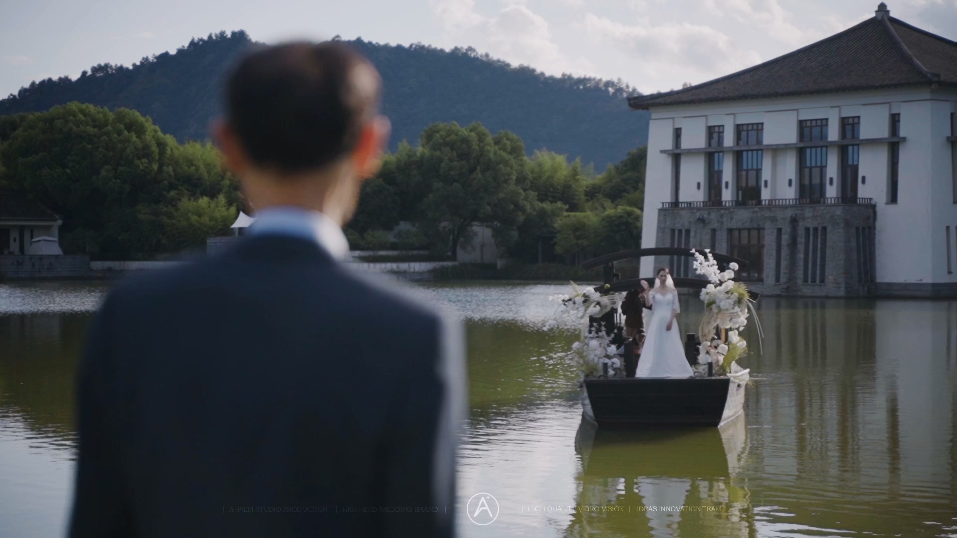 爱是生命本能的渴望，带我们抵达更远的地方